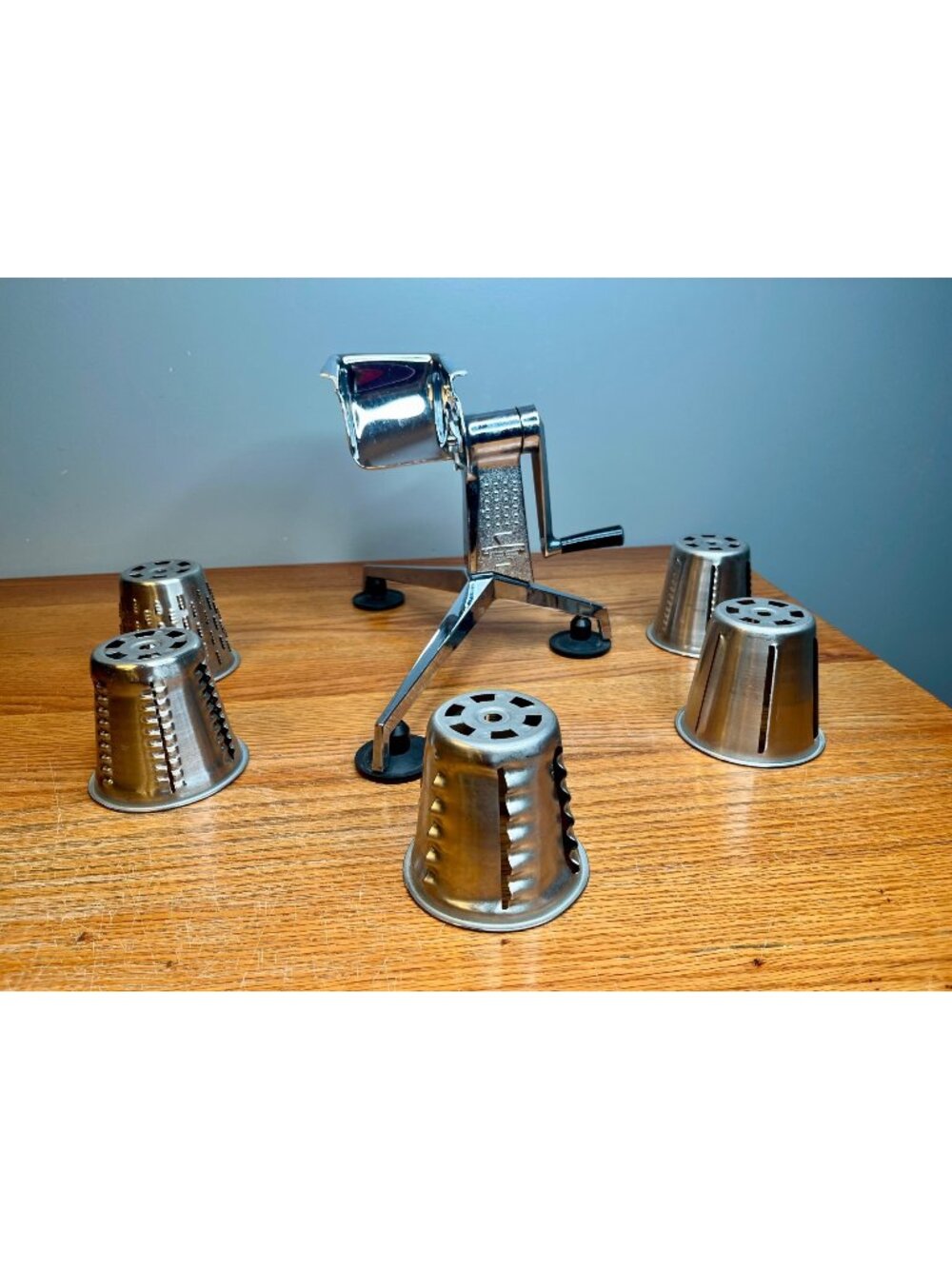 Vintage Saladmaster Manual  Food Processor Food Cutter With 5 Attachments